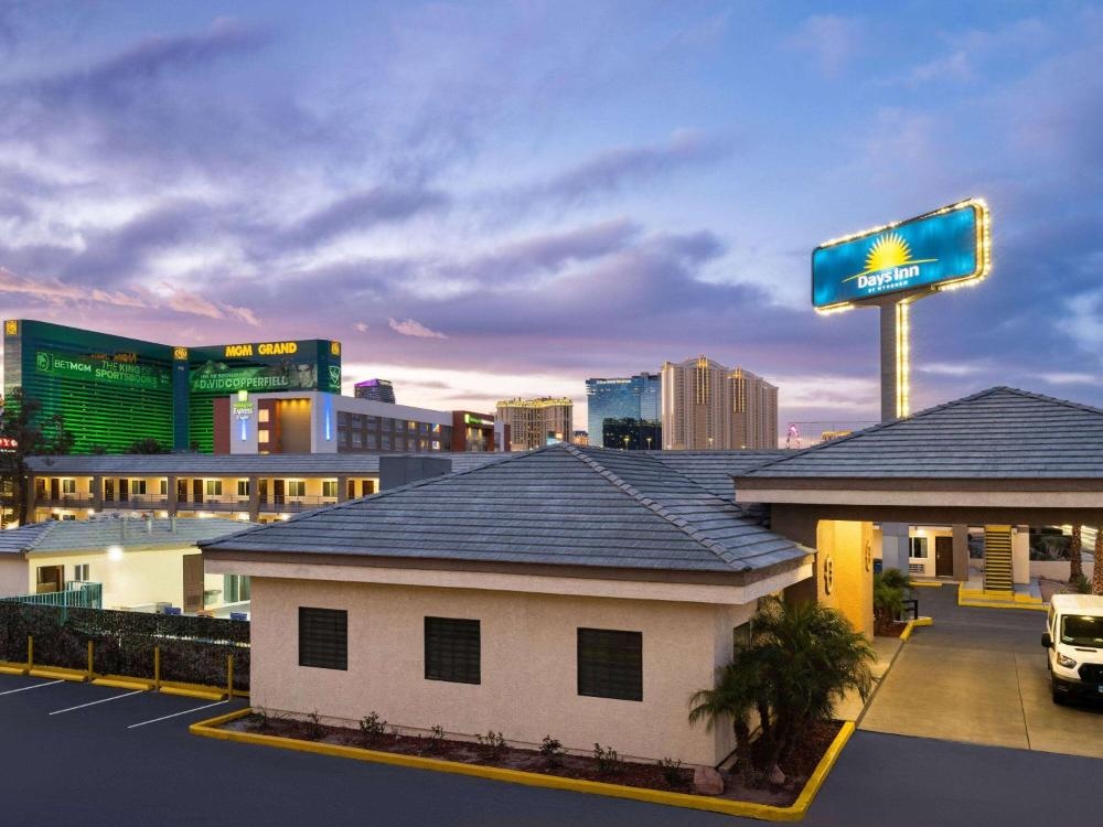 Days Inn by Wyndham Las Vegas Airport Near the Strip